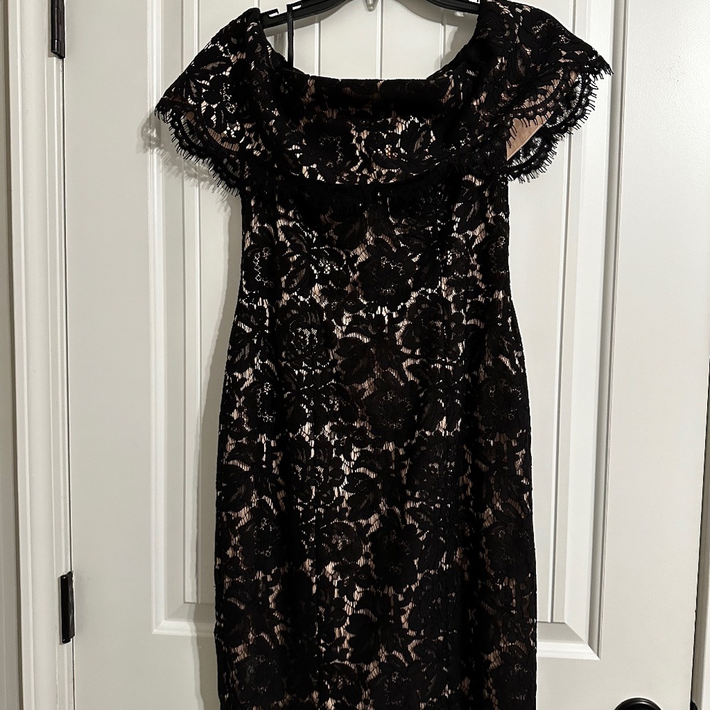 NWOT - Eliza J Black lace detailed off the shoulder cocktail dress - Size 4